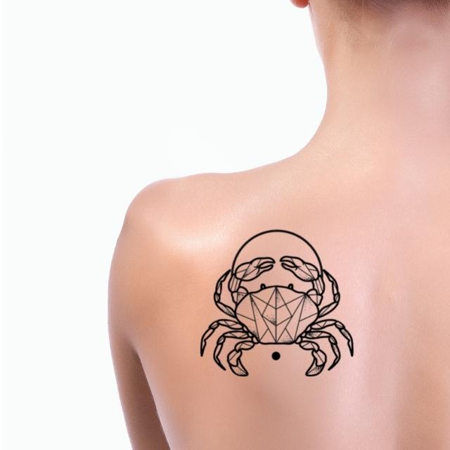 Crab tattoo Stock Vector Images - Alamy